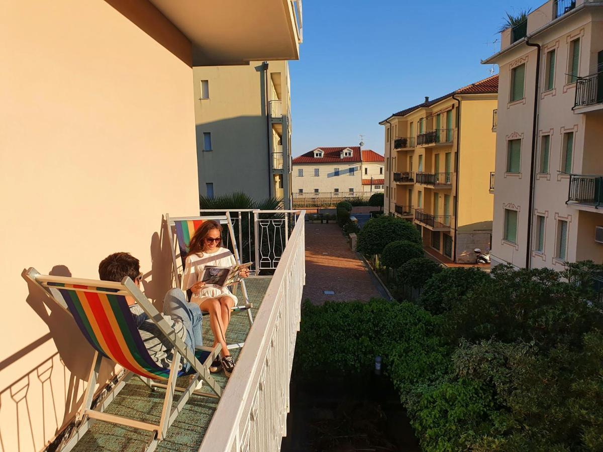 Ligure Residence บอร์จิโอแวเรซซี ภายนอก รูปภาพ