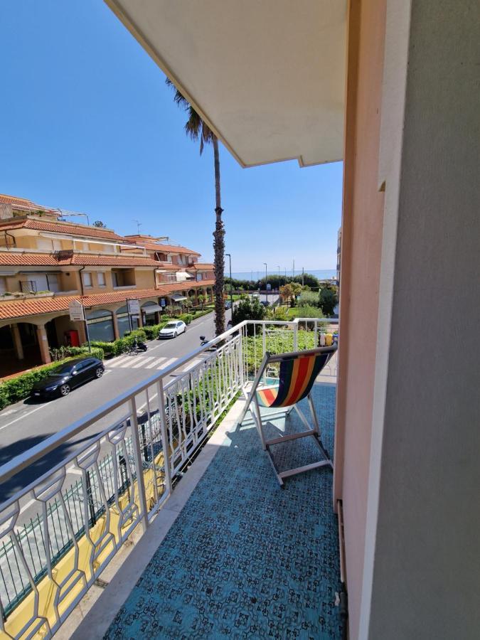 Ligure Residence บอร์จิโอแวเรซซี ภายนอก รูปภาพ
