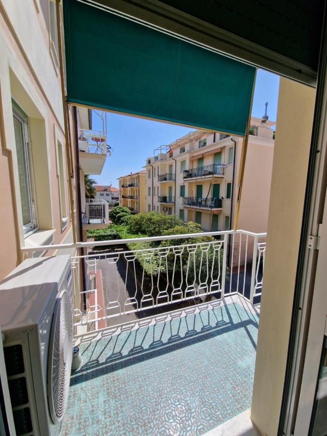 Ligure Residence บอร์จิโอแวเรซซี ภายนอก รูปภาพ