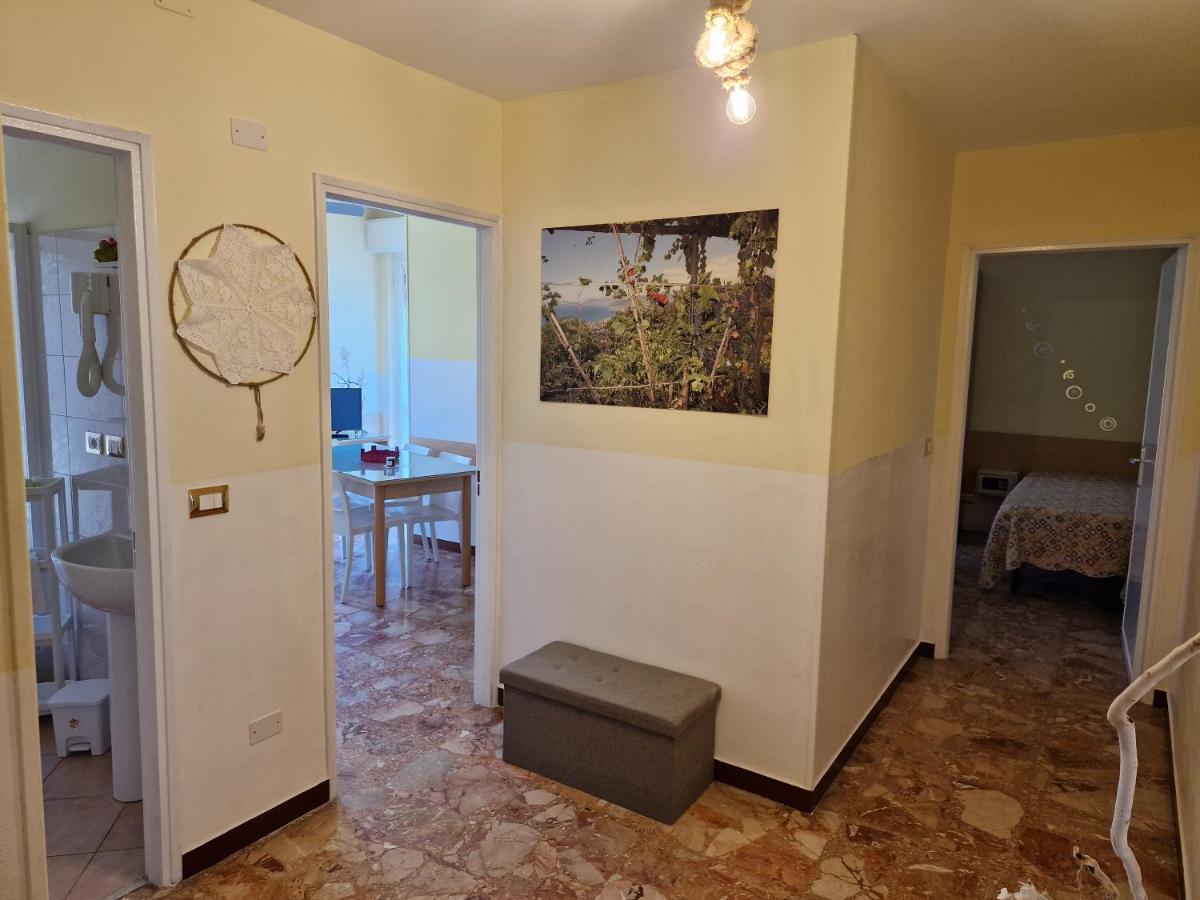 Ligure Residence บอร์จิโอแวเรซซี ภายนอก รูปภาพ