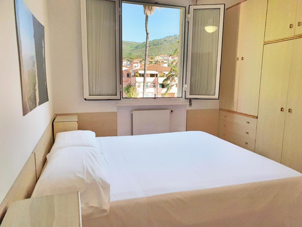 Ligure Residence บอร์จิโอแวเรซซี ภายนอก รูปภาพ